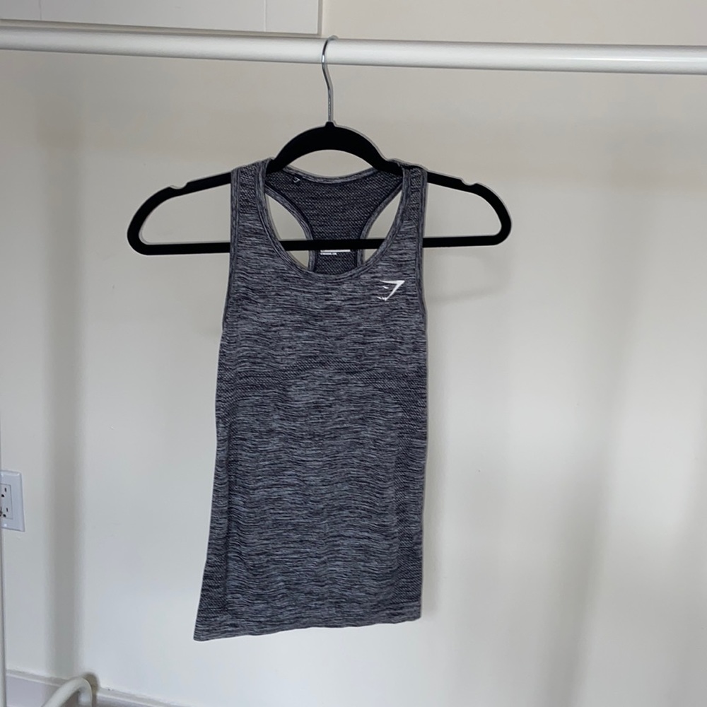3/$30 | Gray Gymshark Tank